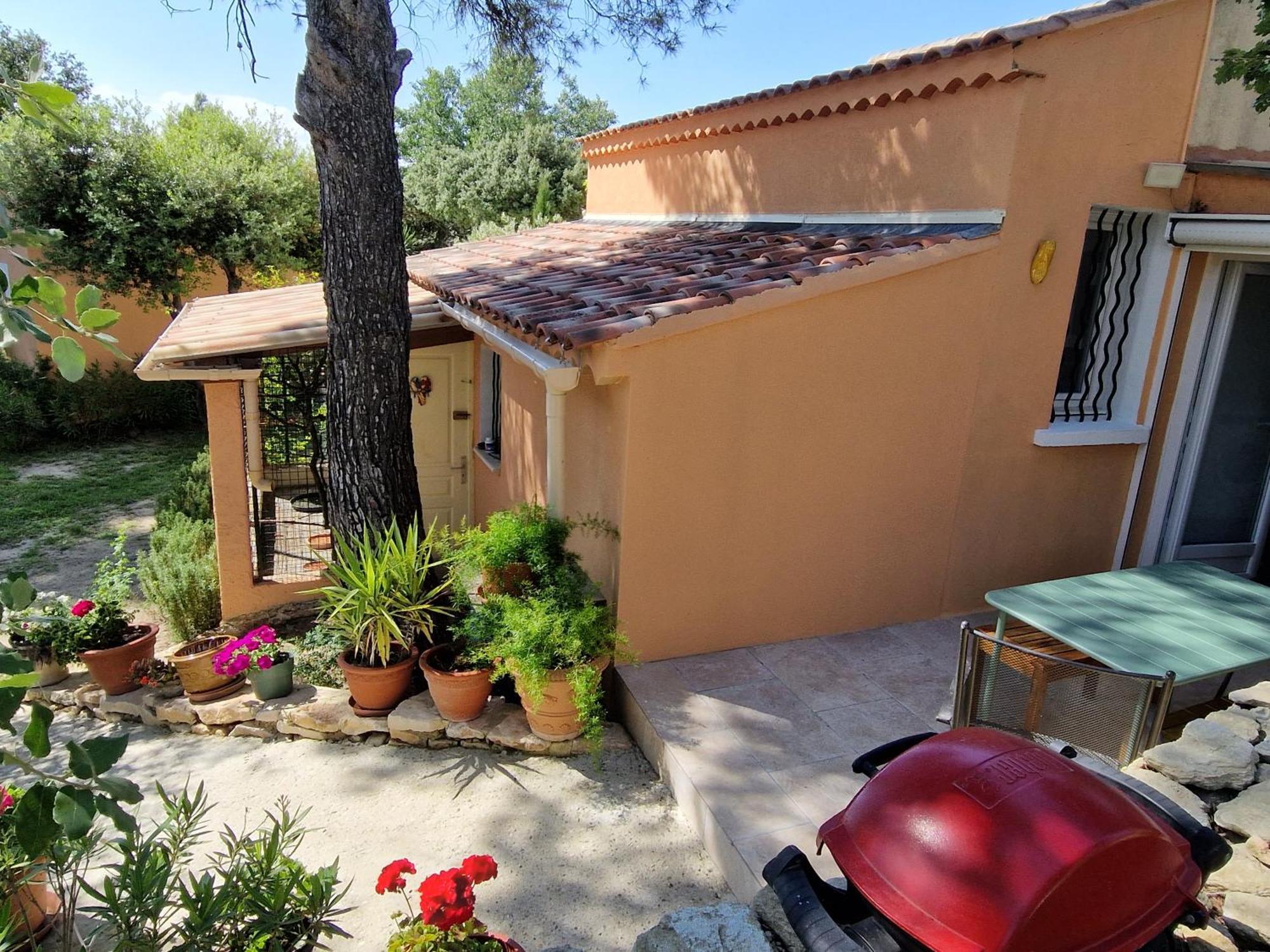 La Cigaliere Villa L'Isle-sur-la-Sorgue Luaran gambar